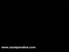 Zazel Paradise con el chichi dilatado