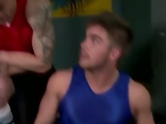 Gay amateur muscle hunks giving blowjob performance