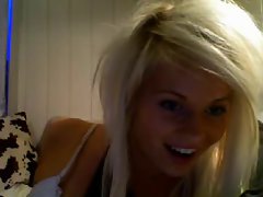 web cam tempting blonde