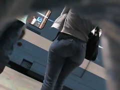 Candid Dirty ass in Jeans 03. Hot! (+slow motion)