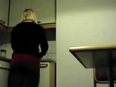 Slutty mom Got Busted By Her Son