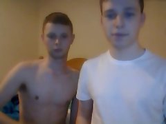 2 Really Perfect Fellows Have Their 1st Bareback Sex On Cam (UK)