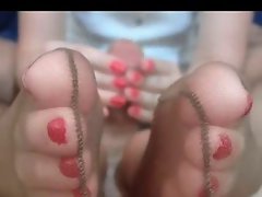 RED NAILS (by tm)