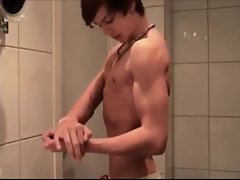 Teenboy flexing and jerking cum