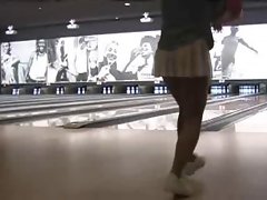 Rika Flashing In Bowling