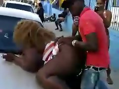No Shame - Jamaican Couple Shagging In Public