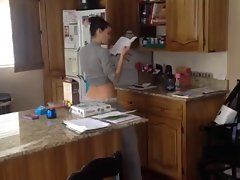 Sexual Mama Gets Caught in the kitchen