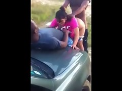 plump Peaches blows happy lad bend over car