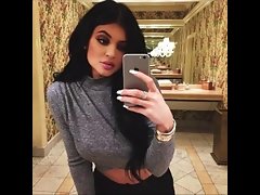 Compilation of Attractive Pics Kylie Jenner