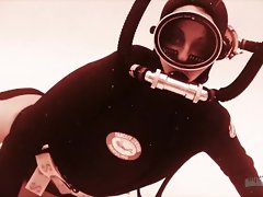 071 - Irina in Experienced Dive Gear